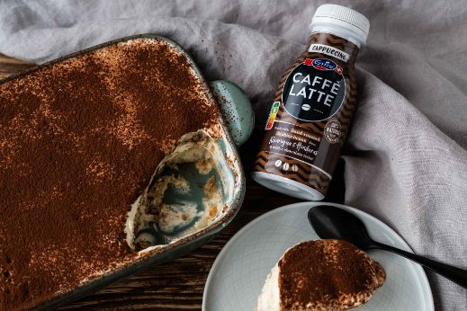 stage-tiramisu-bottle