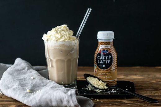 iced-white-chocolate-bottle-stage